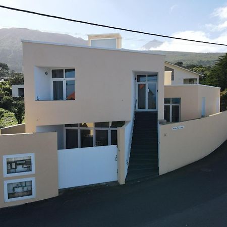 White Pico Lodge São Roque do Pico Екстериор снимка