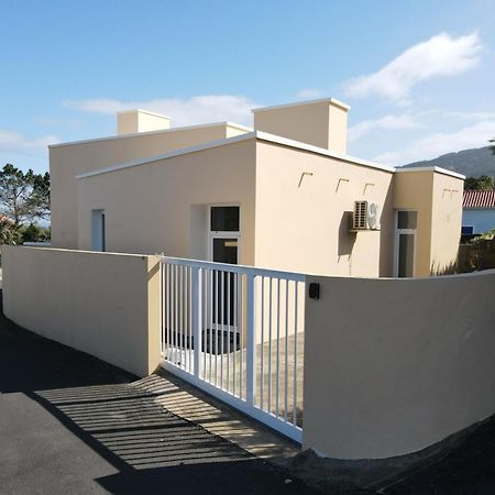 White Pico Lodge São Roque do Pico Екстериор снимка