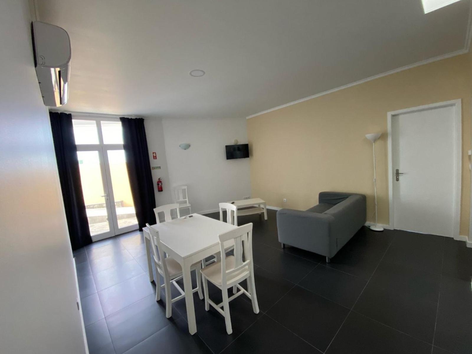 White Pico Lodge São Roque do Pico Екстериор снимка
